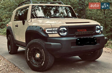 Внедорожник / Кроссовер Toyota FJ Cruiser 2010 в Мукачево