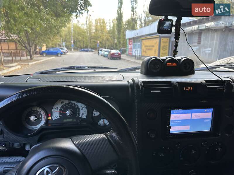 Позашляховик / Кросовер Toyota FJ Cruiser 2007 в Миколаєві