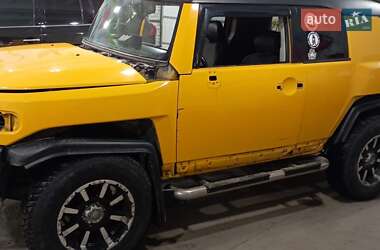 Позашляховик / Кросовер Toyota FJ Cruiser 2008 в 