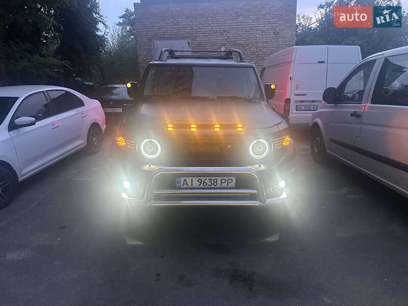 Внедорожник / Кроссовер Toyota FJ Cruiser 2008 в Ирпене