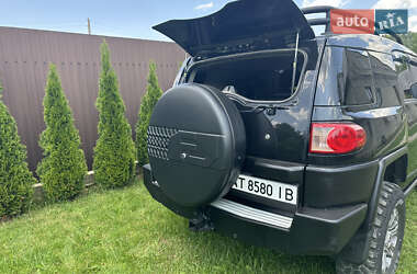 Позашляховик / Кросовер Toyota FJ Cruiser 2008 в 