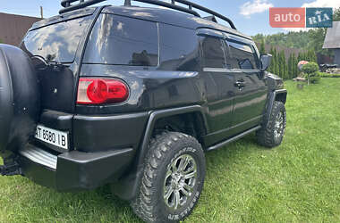 Позашляховик / Кросовер Toyota FJ Cruiser 2008 в 