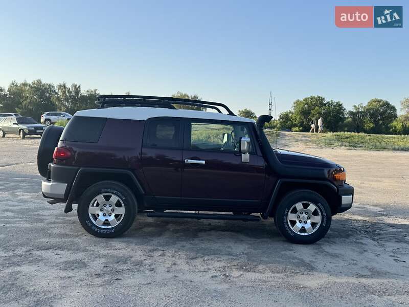 Внедорожник / Кроссовер Toyota FJ Cruiser 2007 в Харькове