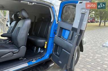 Внедорожник / Кроссовер Toyota FJ Cruiser 2006 в 