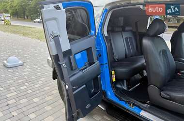 Внедорожник / Кроссовер Toyota FJ Cruiser 2006 в 