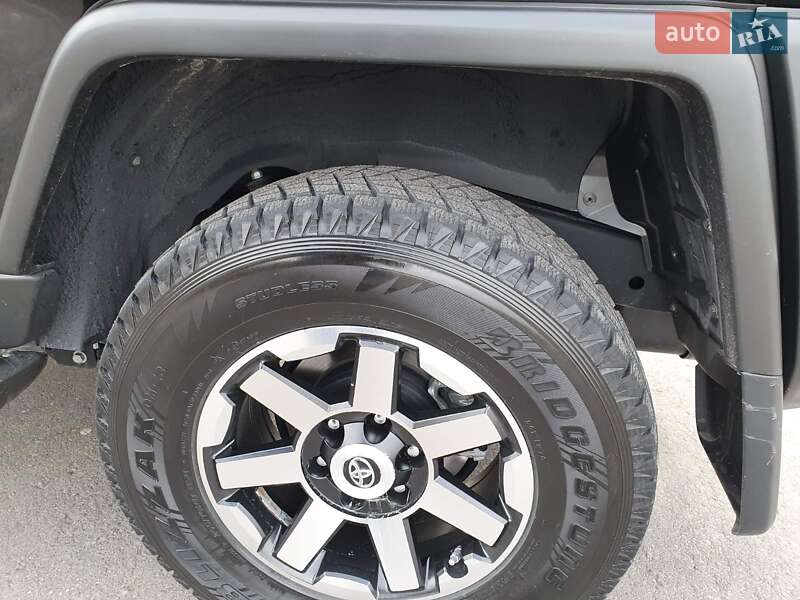 Внедорожник / Кроссовер Toyota FJ Cruiser 2021 в Хмельницком