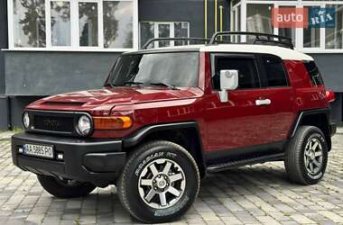 Позашляховик / Кросовер Toyota FJ Cruiser 2008 в 