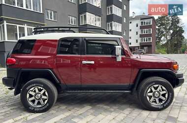 Позашляховик / Кросовер Toyota FJ Cruiser 2008 в 