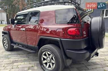 Позашляховик / Кросовер Toyota FJ Cruiser 2008 в 