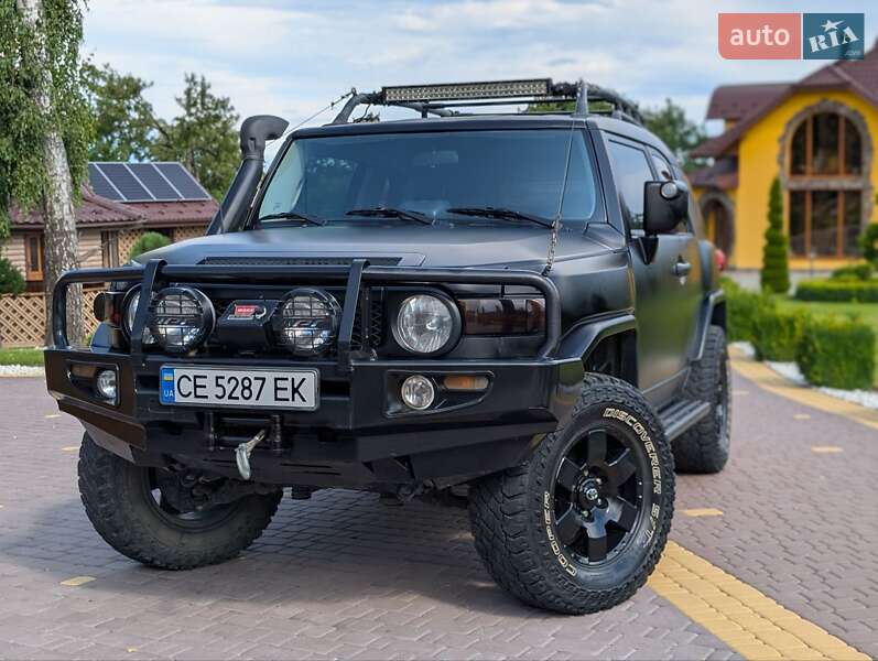 Внедорожник / Кроссовер Toyota FJ Cruiser 2007 в Ивано-Франковске