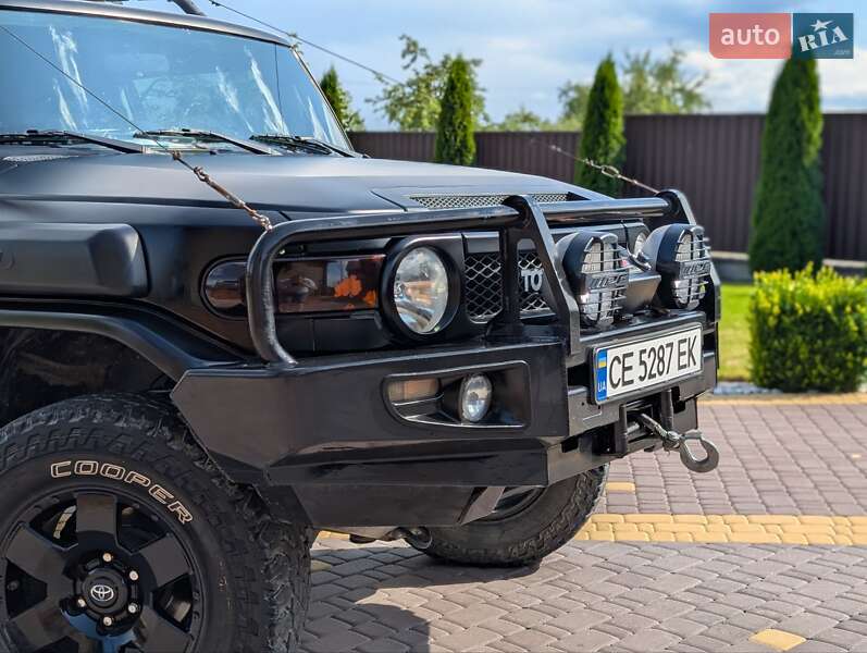 Внедорожник / Кроссовер Toyota FJ Cruiser 2007 в Ивано-Франковске