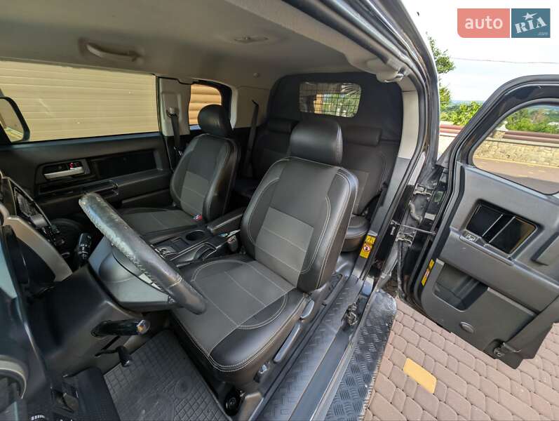 Внедорожник / Кроссовер Toyota FJ Cruiser 2007 в Ивано-Франковске