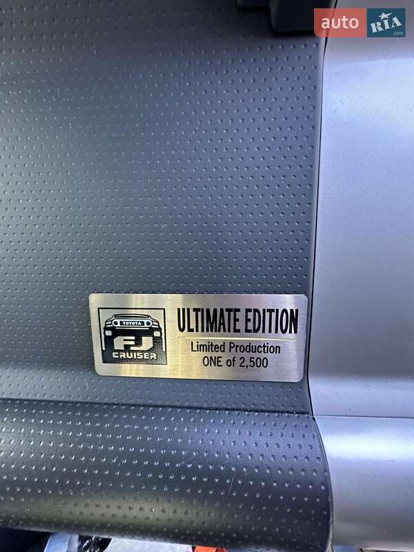 Позашляховик / Кросовер Toyota FJ Cruiser 2014 в Дніпрі