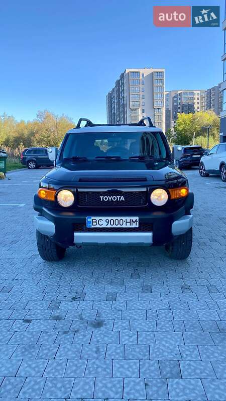Внедорожник / Кроссовер Toyota FJ Cruiser 2008 в Львове фото 12 Внедорожник / Кроссовер Toyota FJ Cruiser 2008 в Львове