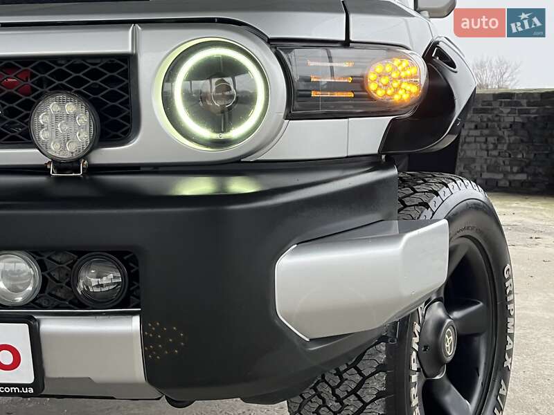 Позашляховик / Кросовер Toyota FJ Cruiser 2006 в Вінниці