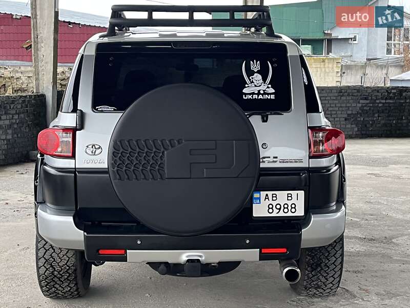 Позашляховик / Кросовер Toyota FJ Cruiser 2006 в Вінниці