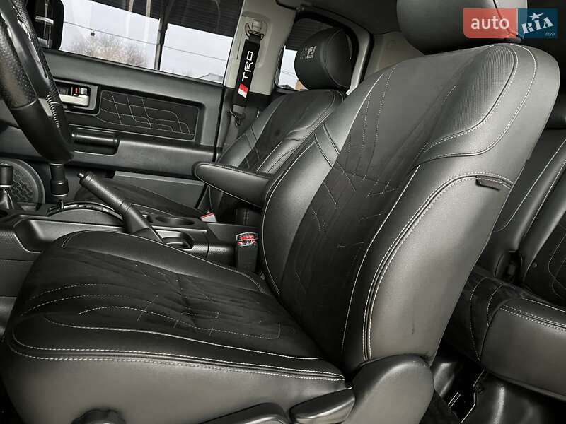 Позашляховик / Кросовер Toyota FJ Cruiser 2006 в Вінниці