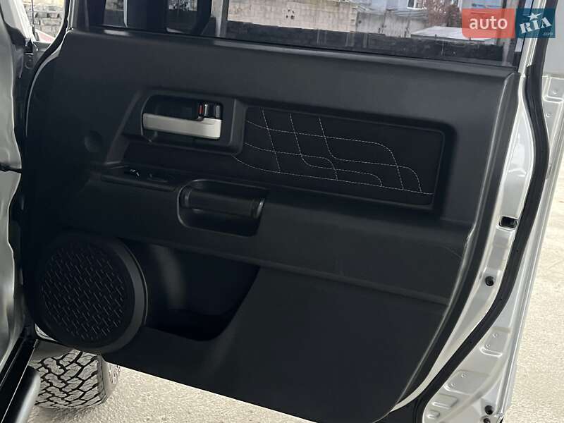 Позашляховик / Кросовер Toyota FJ Cruiser 2006 в Вінниці