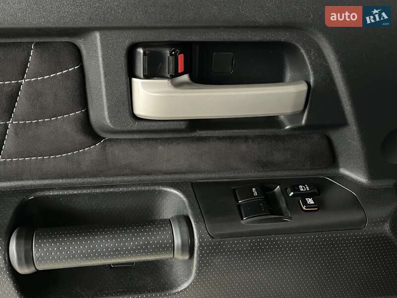 Позашляховик / Кросовер Toyota FJ Cruiser 2006 в Вінниці