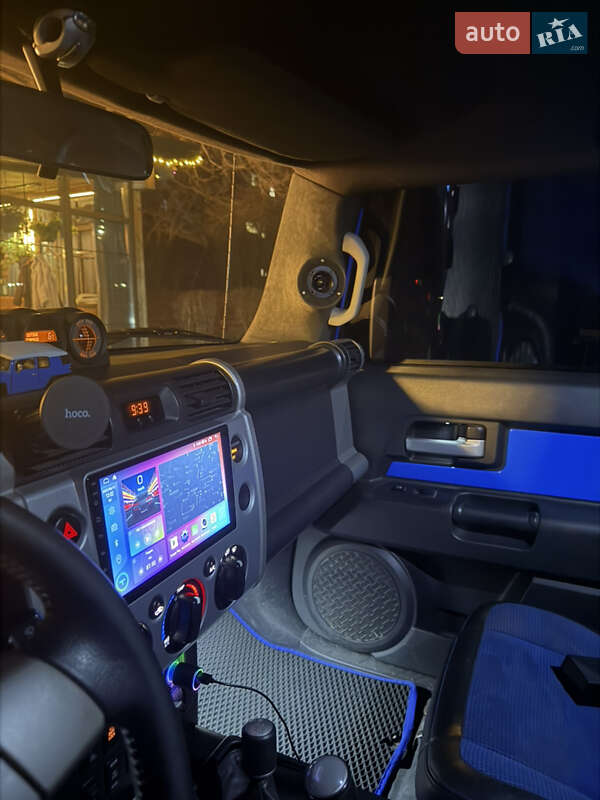 Внедорожник / Кроссовер Toyota FJ Cruiser 2006 в Полтаве фото 13 Внедорожник / Кроссовер Toyota FJ Cruiser 2006 в Полтаве