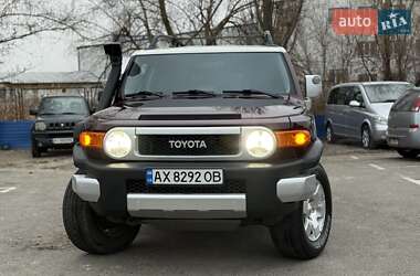Позашляховик / Кросовер Toyota FJ Cruiser 2007 в Києві