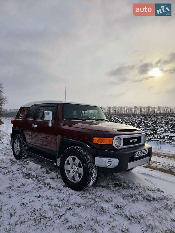 Позашляховик / Кросовер Toyota FJ Cruiser 2008 в Тульчині