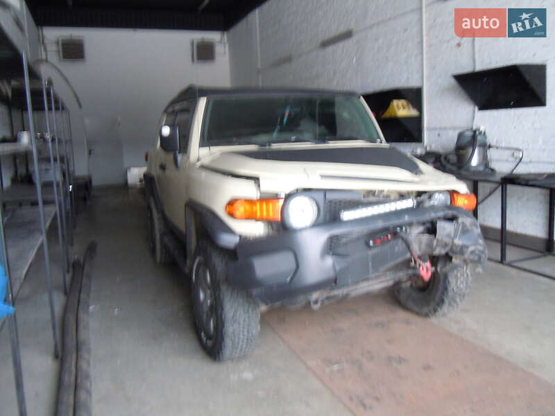 Внедорожник / Кроссовер Toyota FJ Cruiser 2008 в Луцке