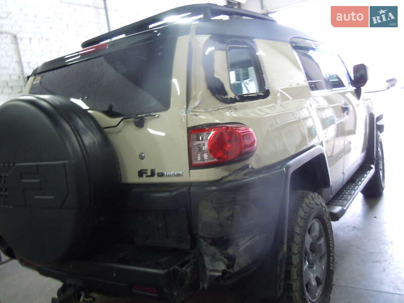 Внедорожник / Кроссовер Toyota FJ Cruiser 2008 в Луцке