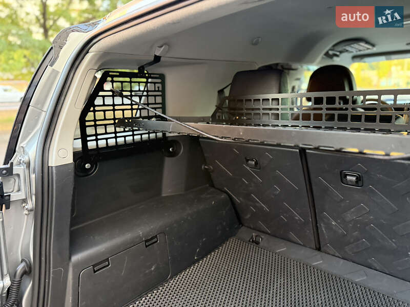 Внедорожник / Кроссовер Toyota FJ Cruiser 2012 в Одессе фото 11 Внедорожник / Кроссовер Toyota FJ Cruiser 2012 в Одессе