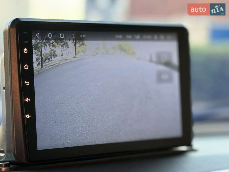 Внедорожник / Кроссовер Toyota FJ Cruiser 2012 в Одессе фото 25 Внедорожник / Кроссовер Toyota FJ Cruiser 2012 в Одессе