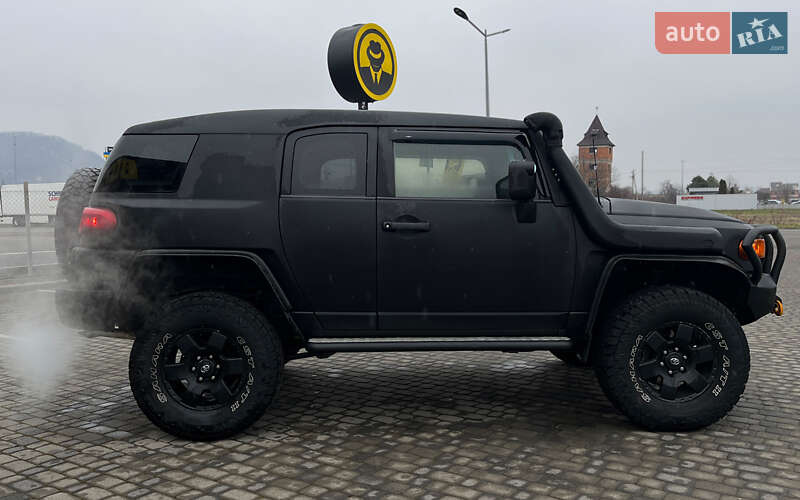 Внедорожник / Кроссовер Toyota FJ Cruiser 2007 в Мукачево