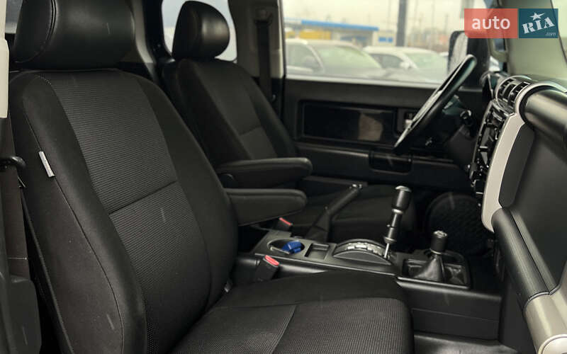 Внедорожник / Кроссовер Toyota FJ Cruiser 2007 в Мукачево