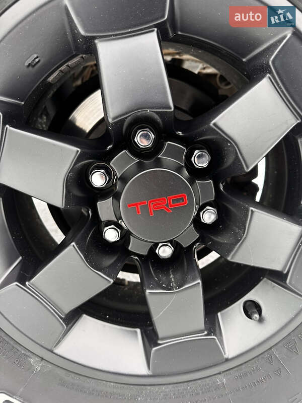 Внедорожник / Кроссовер Toyota FJ Cruiser 2008 в Шостке