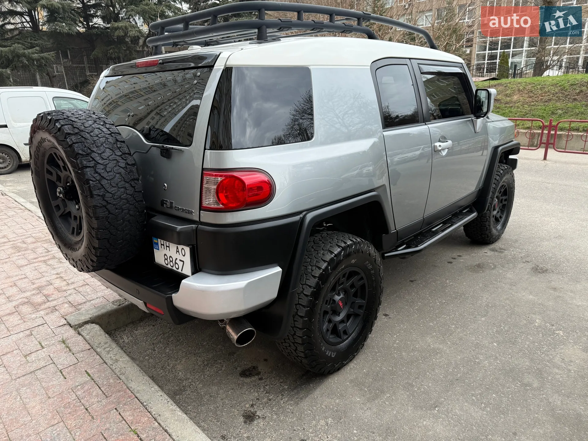 Toyota FJ Cruiser 2011 VIN JTEBU4BF8BK108066 фото оголошення 9 з 31