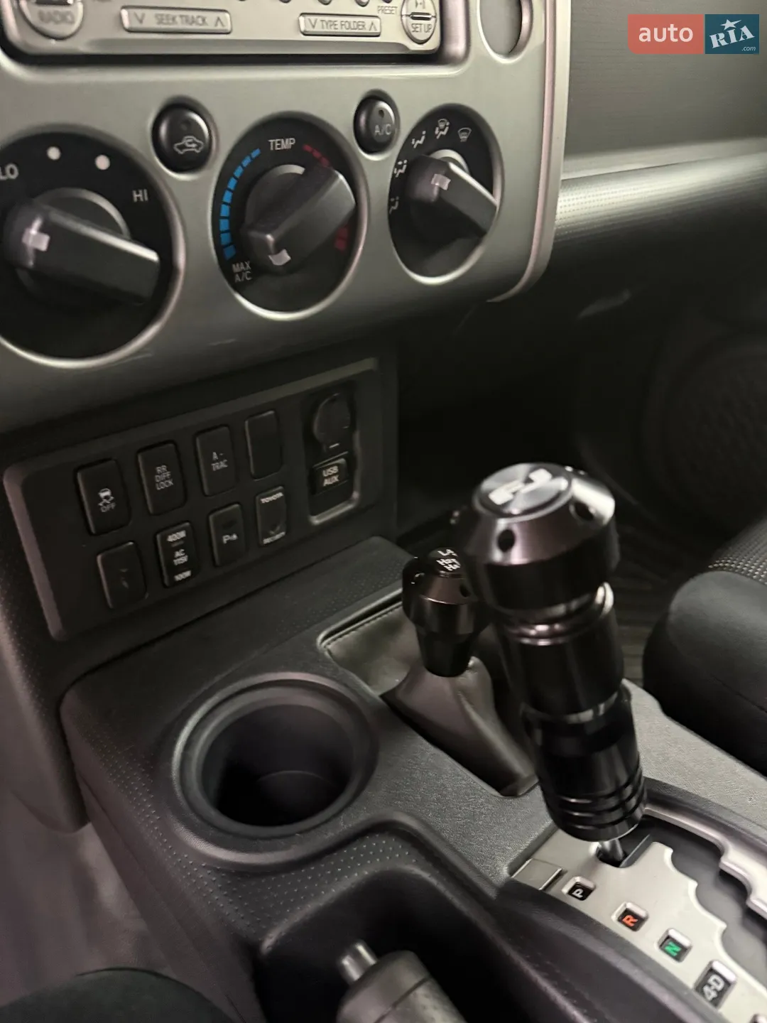 Toyota FJ Cruiser 2011 VIN JTEBU4BF8BK108066 фото оголошення 14 з 31