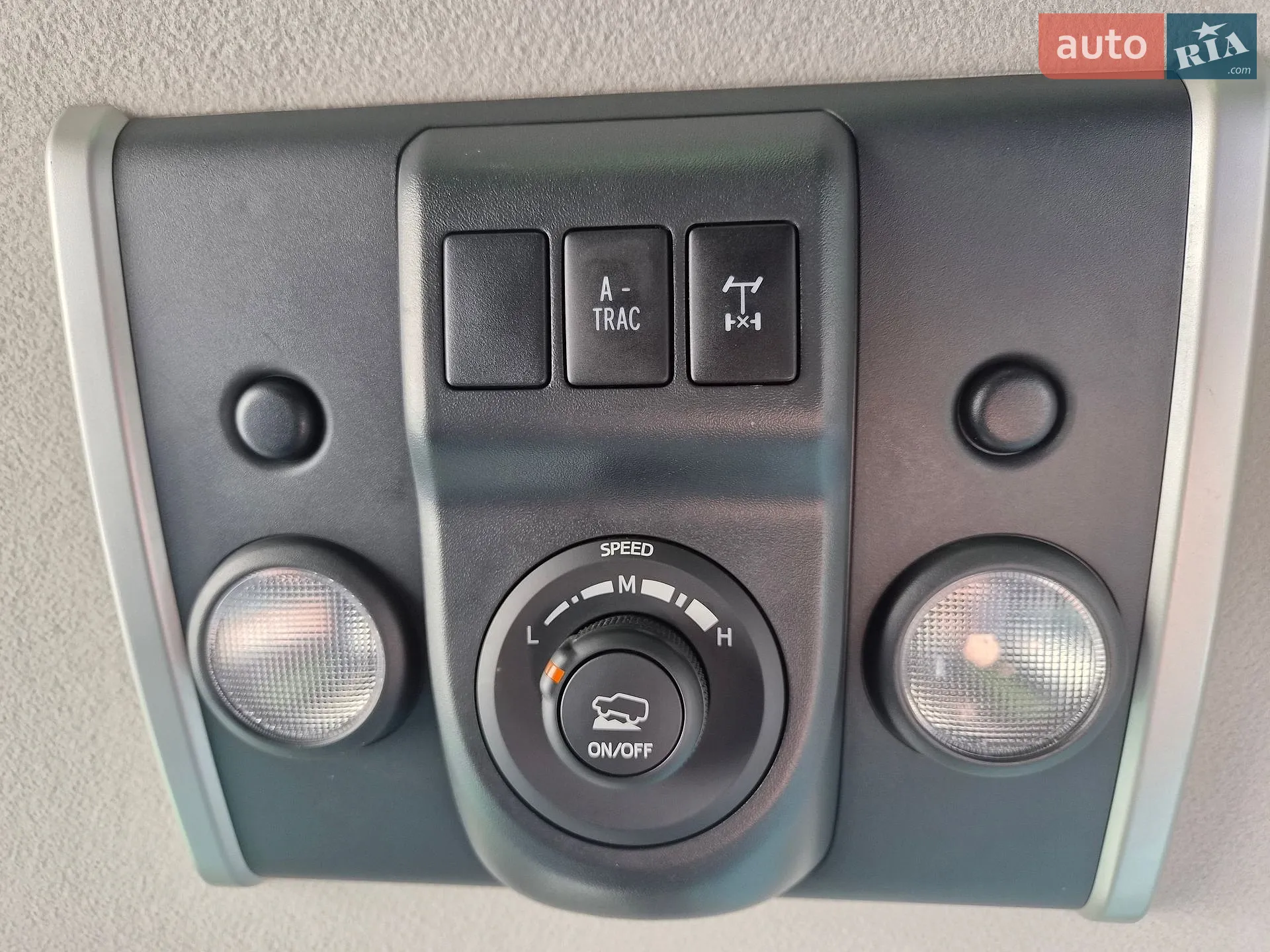 2012 Toyota FJ Cruiser - мініатюра 8