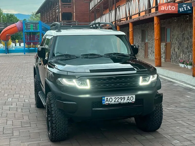 Toyota FJ Cruiser