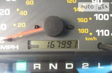 Внедорожник / Кроссовер Toyota Fortuner 2001 в 