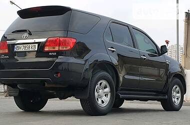 Позашляховик / Кросовер Toyota Fortuner 2007 в 