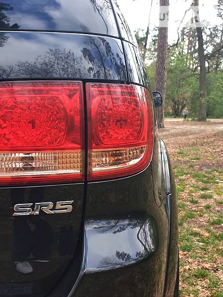 Позашляховик / Кросовер Toyota Fortuner 2007 в Києві