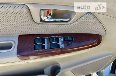Позашляховик / Кросовер Toyota Fortuner 2007 в 