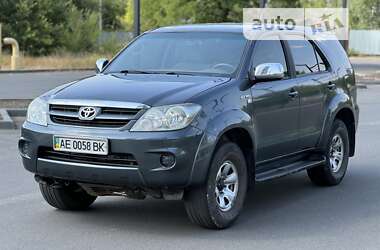 Позашляховик / Кросовер Toyota Fortuner 2007 в Дніпрі