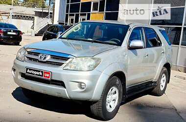 Внедорожник / Кроссовер Toyota Fortuner 2006 в Харькове