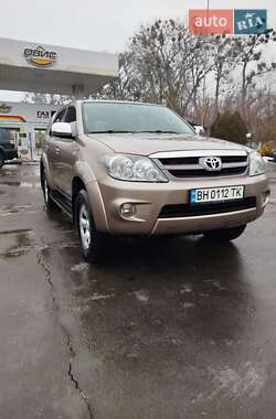 Toyota Fortuner 2007