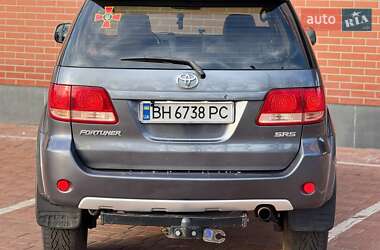 Позашляховик / Кросовер Toyota Fortuner 2006 в Одесі