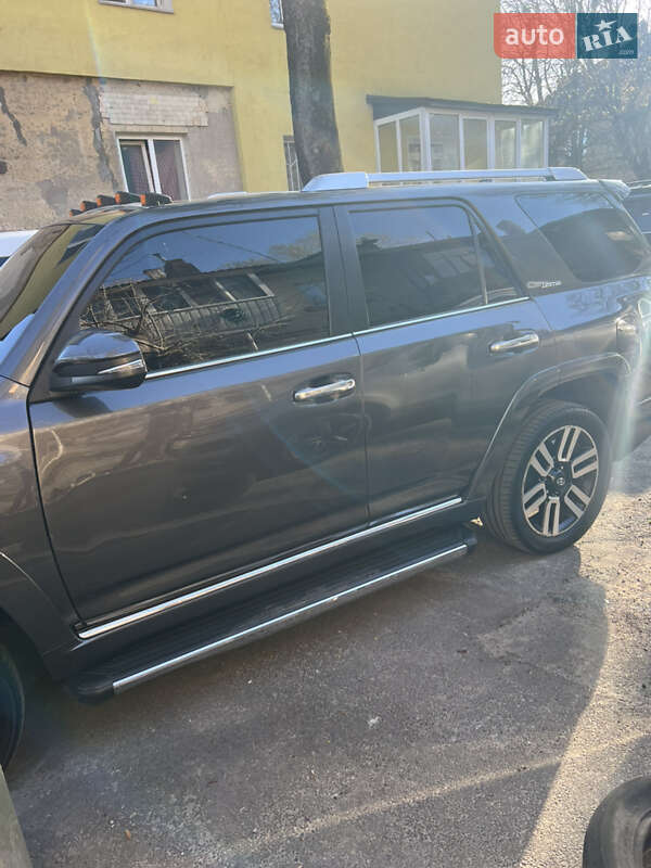 Внедорожник / Кроссовер Toyota Fortuner 2014 в Киеве