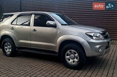 Позашляховик / Кросовер Toyota Fortuner 2008 в Одесі