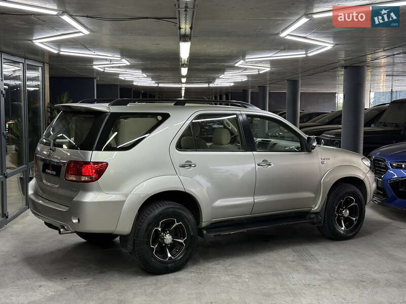 Внедорожник / Кроссовер Toyota Fortuner 2007 в Одессе