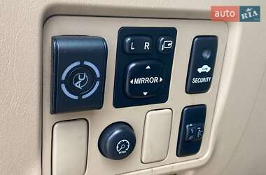 Позашляховик / Кросовер Toyota Fortuner 2013 в 