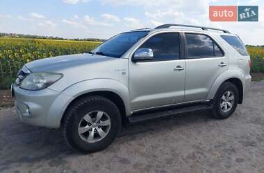 Позашляховик / Кросовер Toyota Fortuner 2006 в Дніпрі
